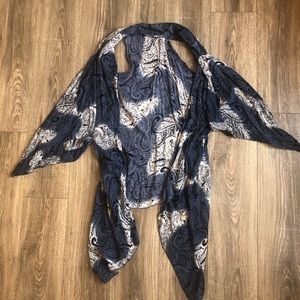 Bohemian cold shoulder kimono